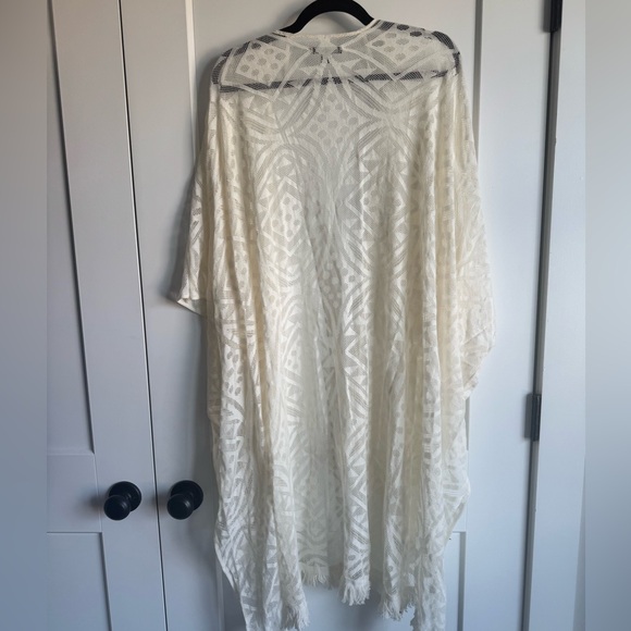 NWOT American Eagle Ivory Lace Kimono/Swim Cover Up - one size - Picture 6 of 6